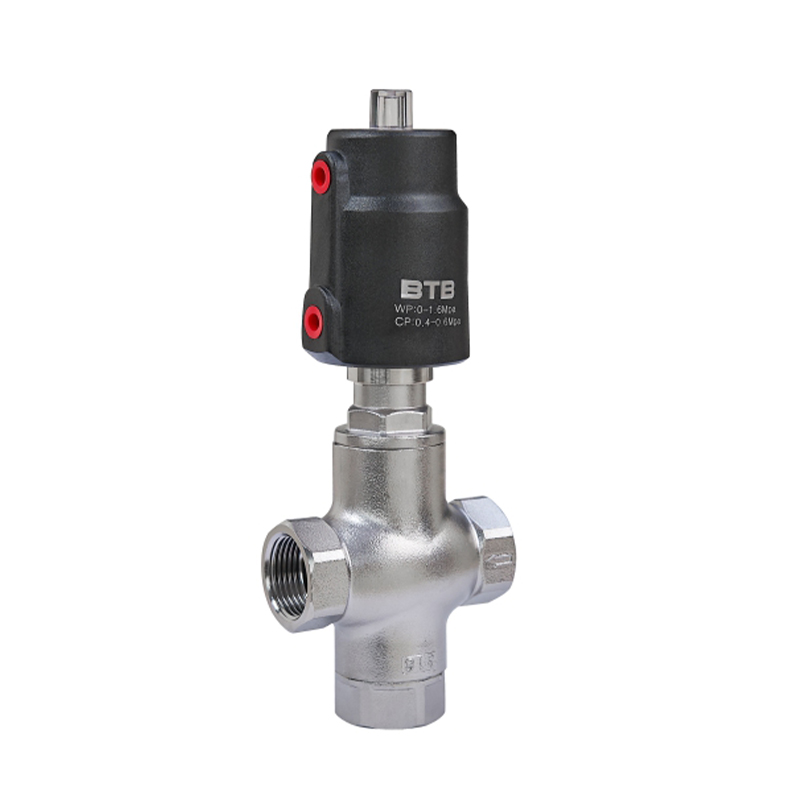 Threaded aluminum three-way valve